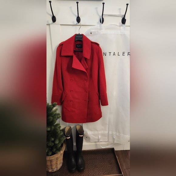 Sentaler Red Wool Coat - Picture 2 of 15
